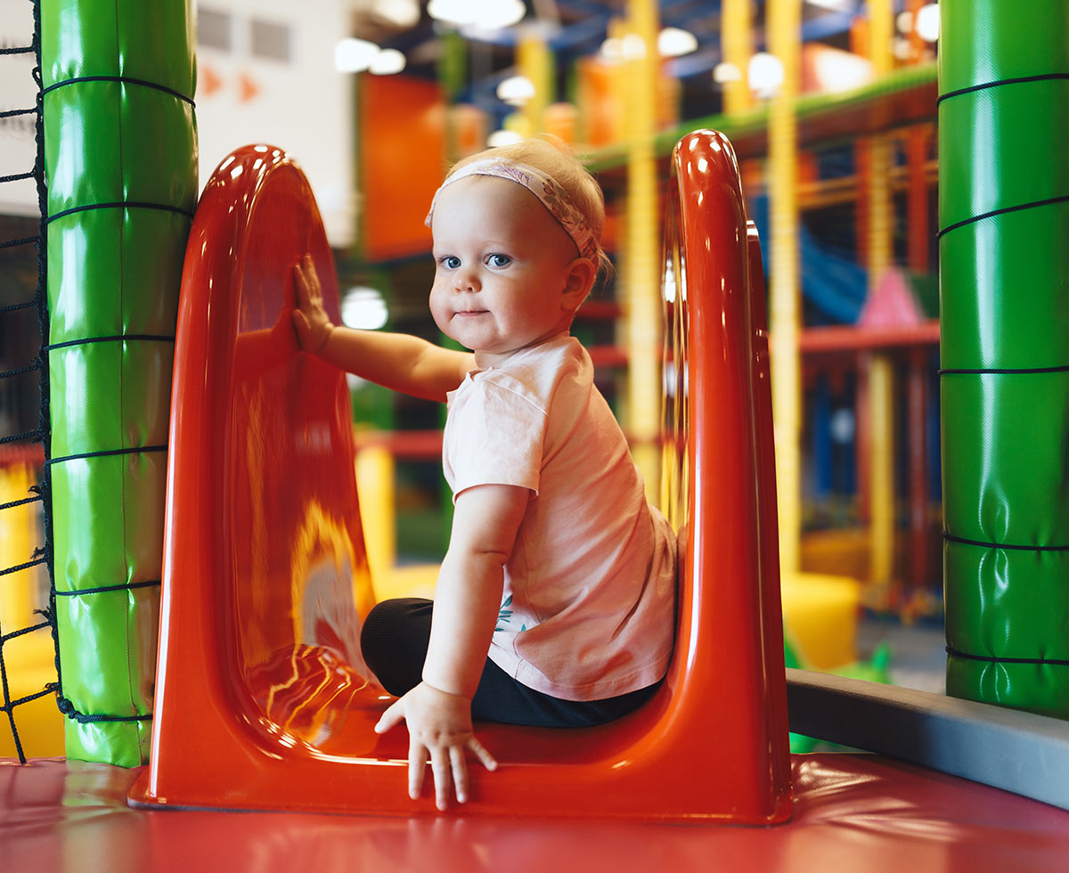 L'espace de jeux bébé de votre parc de jeux intérieur près de